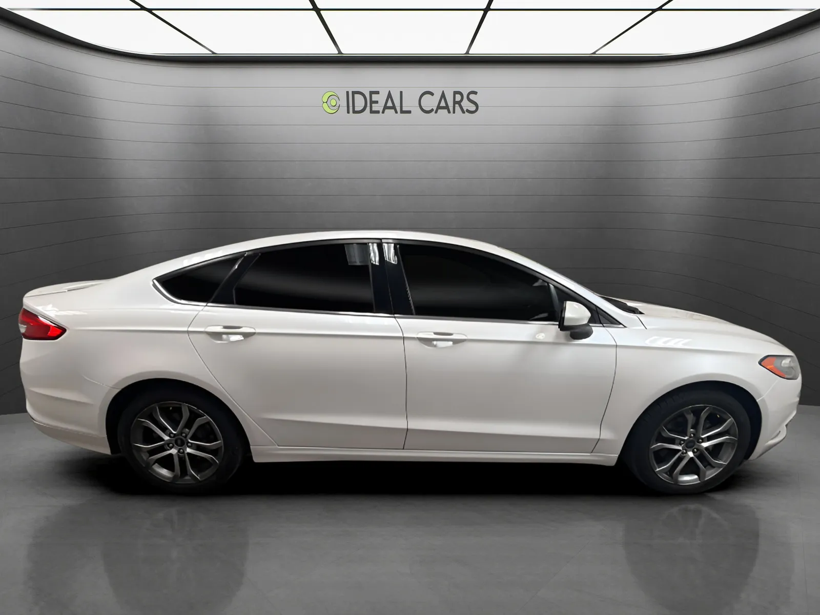 Ford Fusion photo 6