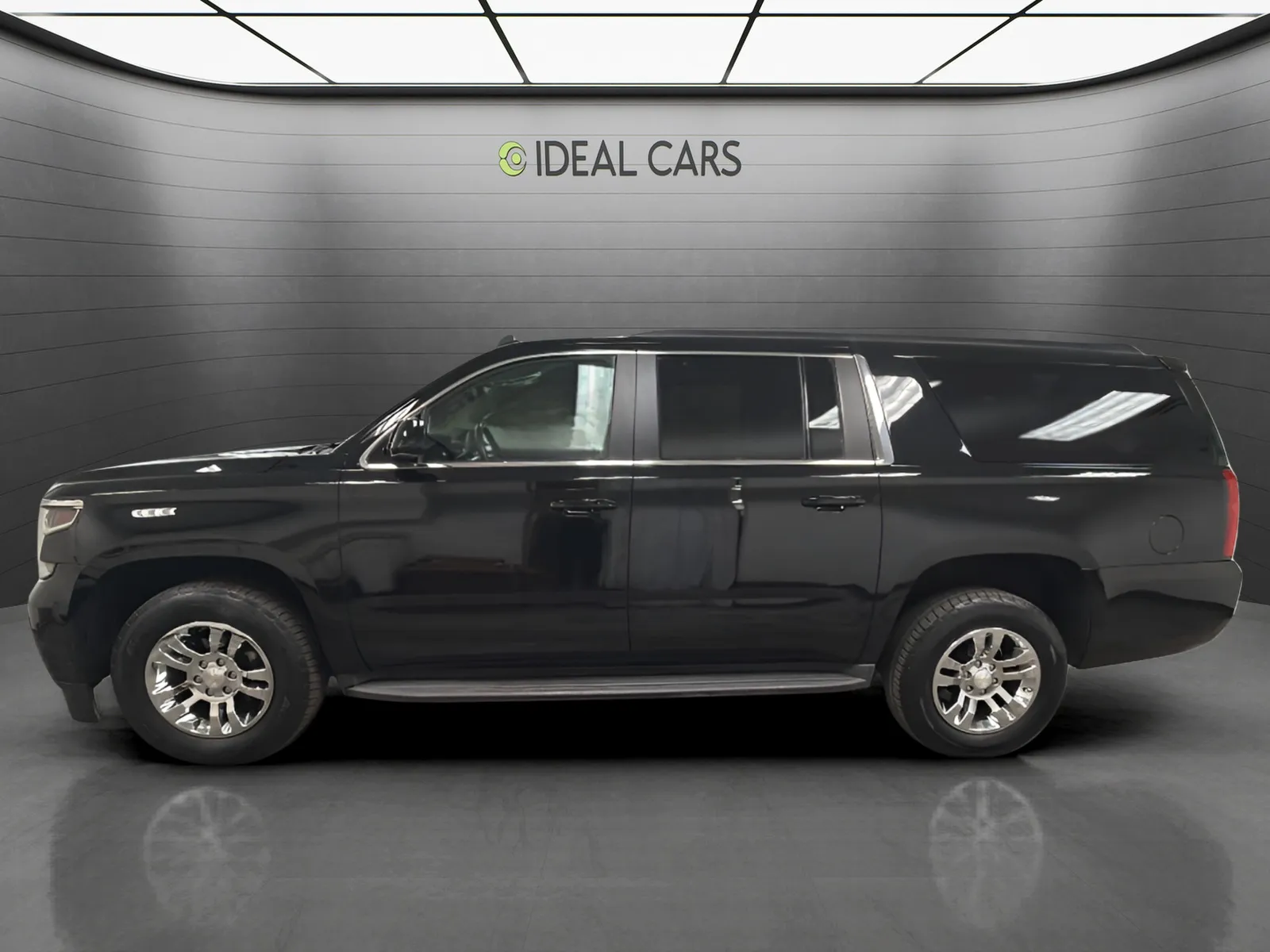 Chevrolet Suburban photo 8