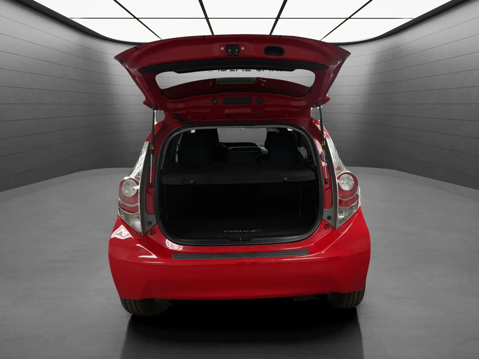Toyota Prius C photo 21