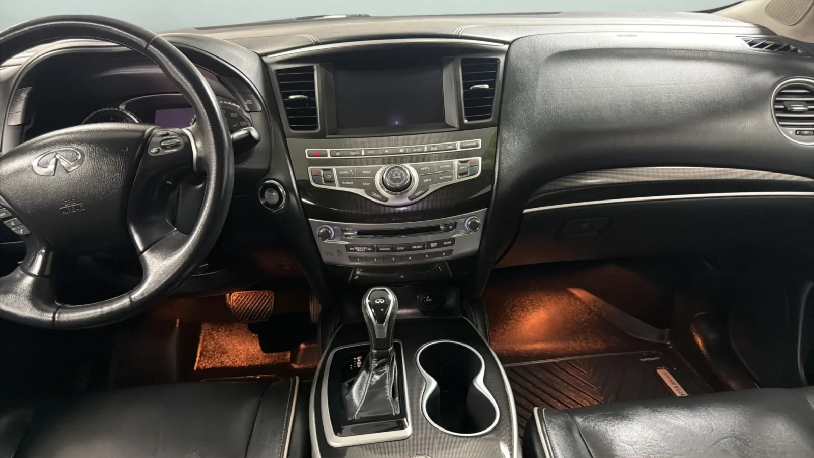 Infiniti QX60 photo 16