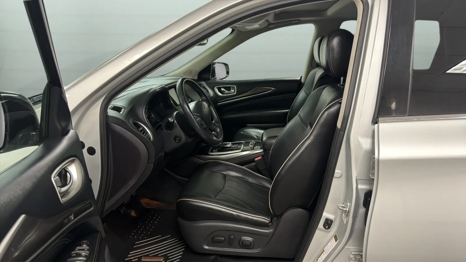Infiniti QX60 photo 21