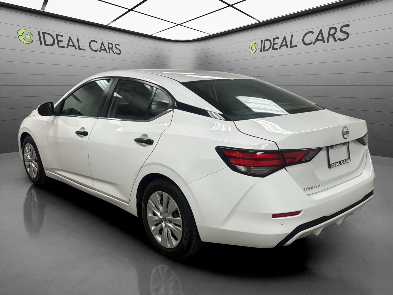 Nissan Sentra photo 7