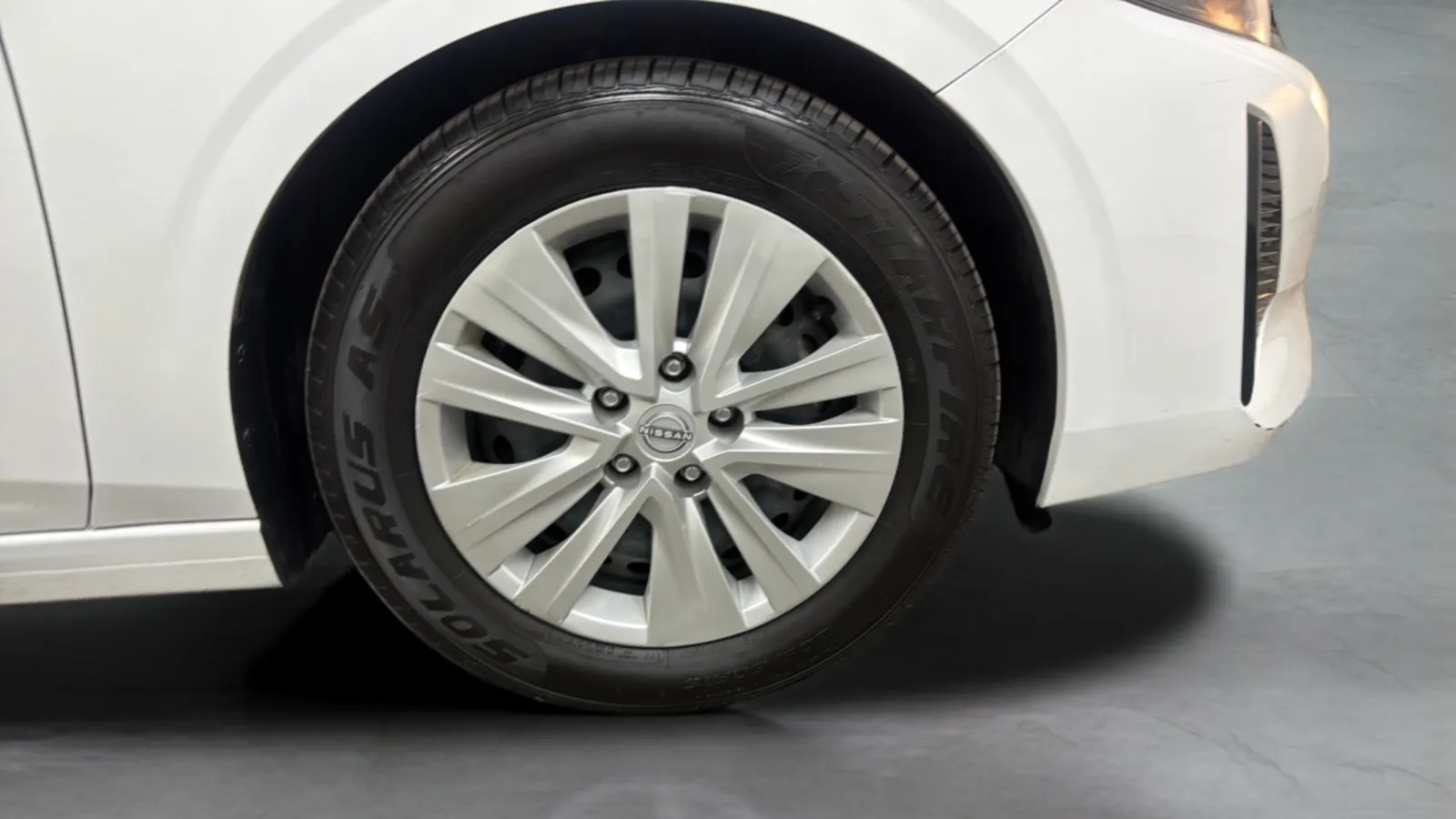 Nissan Sentra photo 24