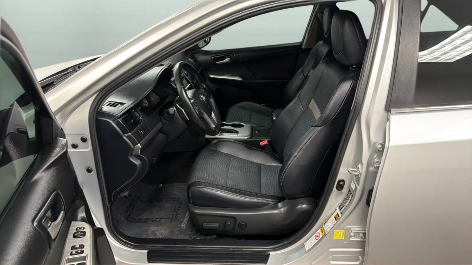 Toyota Camry photo 19