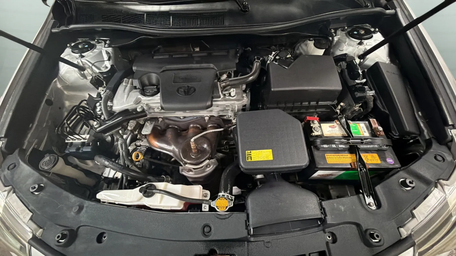 Toyota Camry photo 21