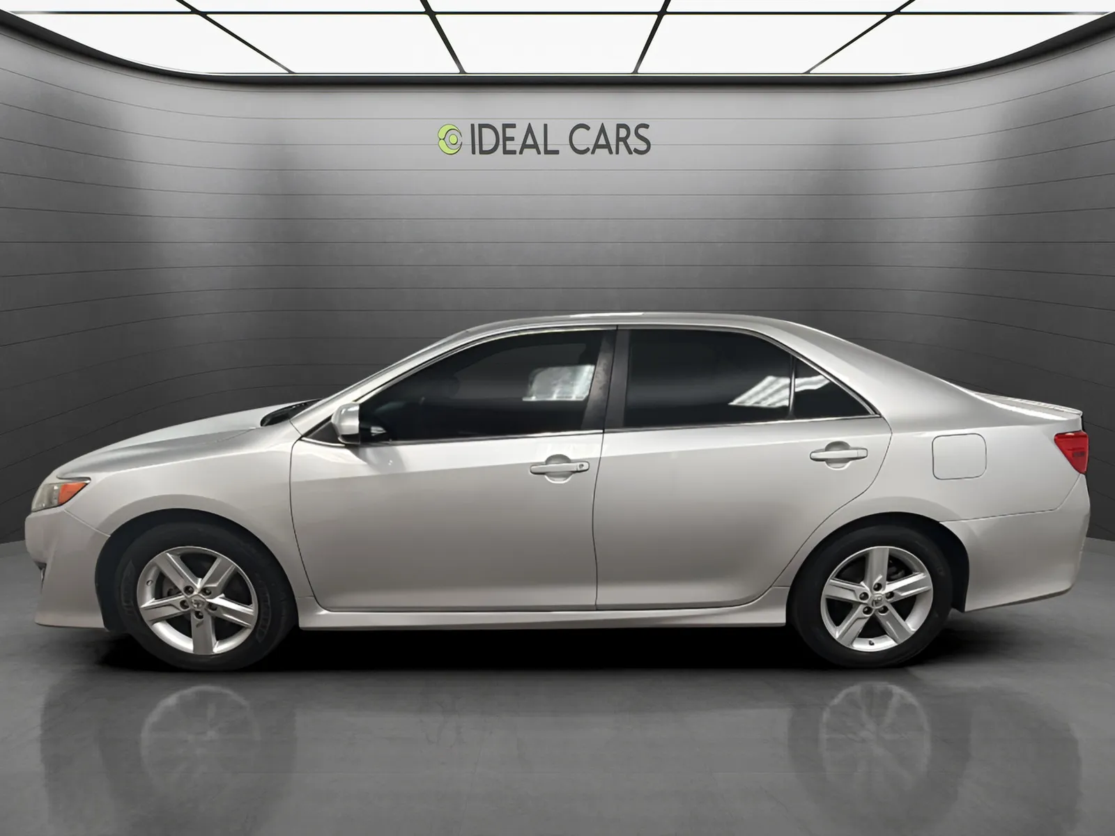 Toyota Camry photo 8