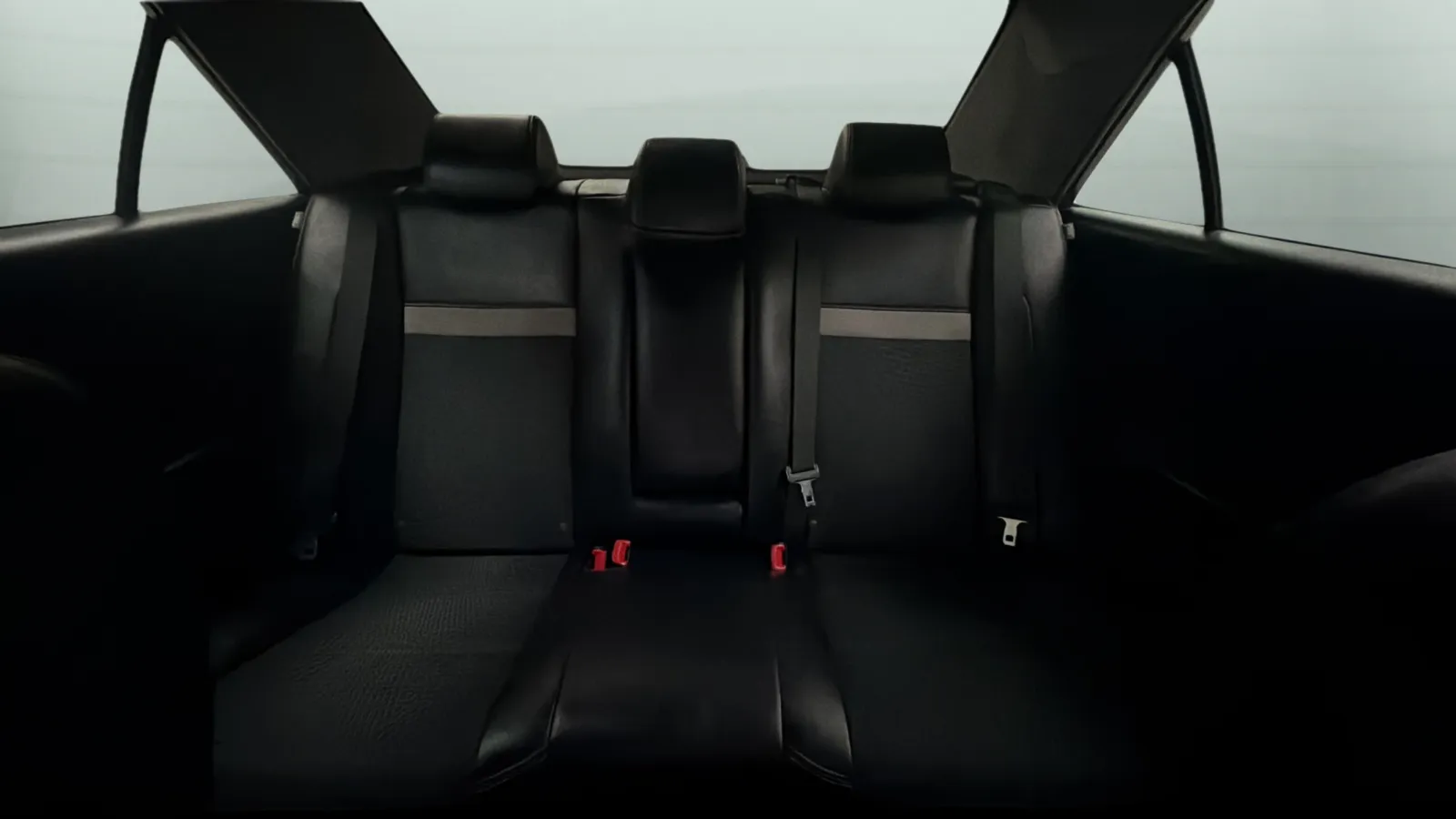Toyota Camry photo 17