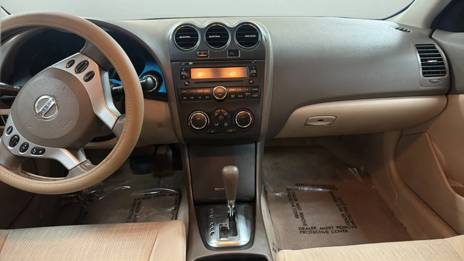 Nissan Altima photo 15