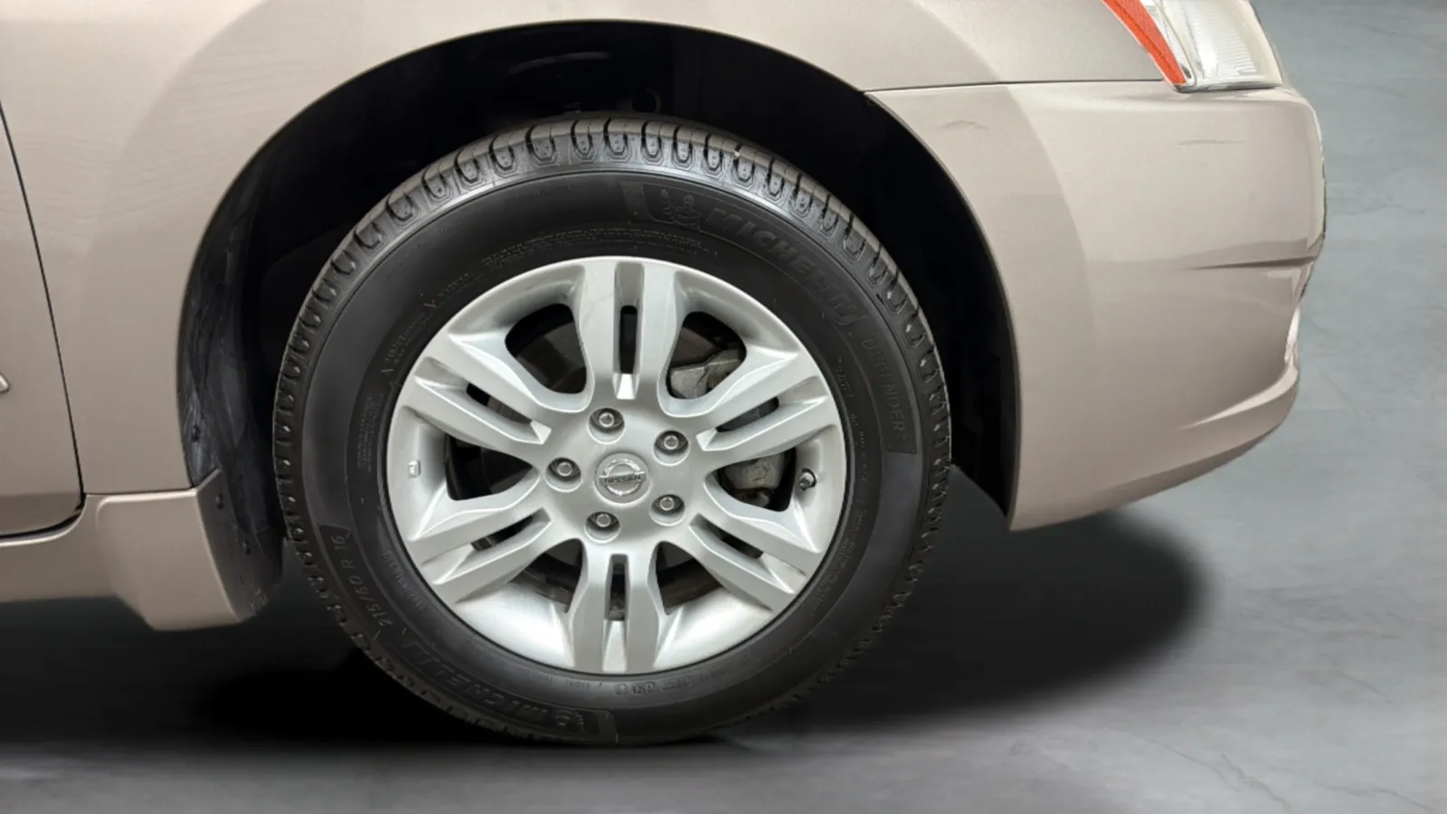 Nissan Altima photo 25