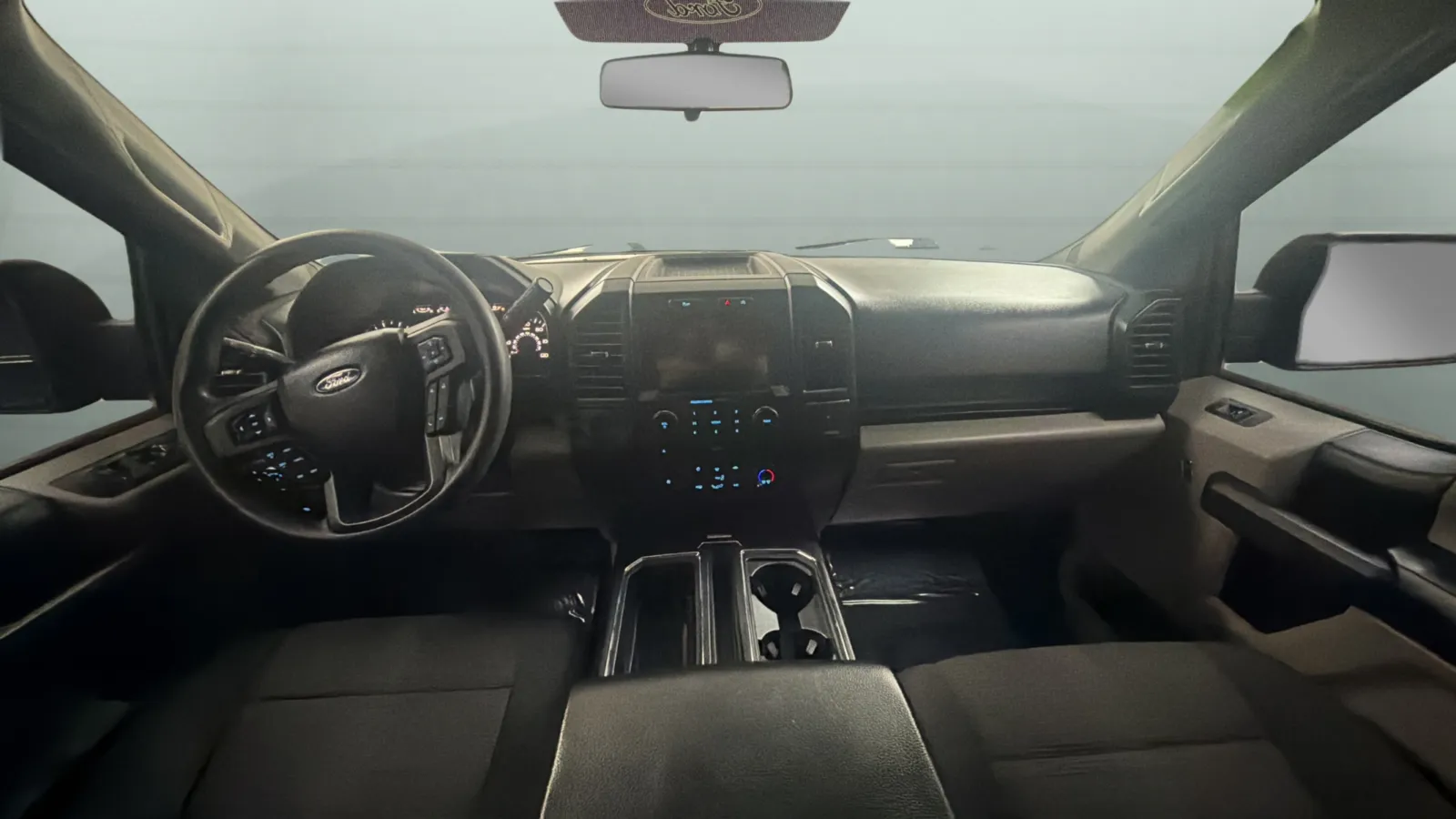 Ford F-150 photo 9
