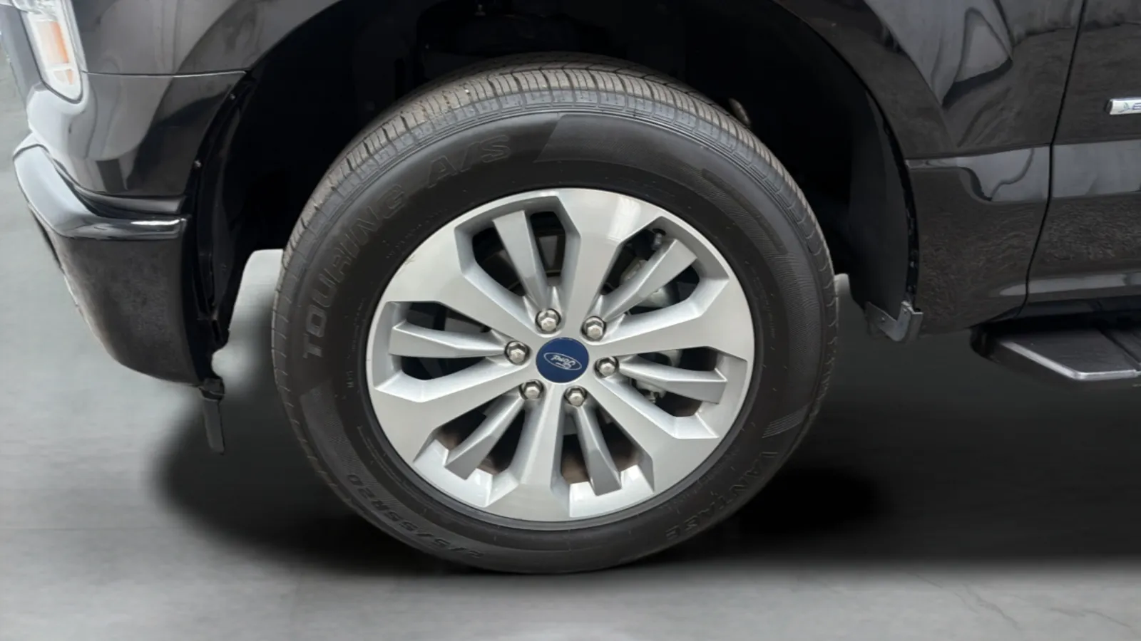 Ford F-150 photo 28