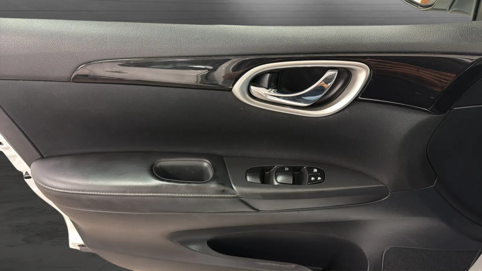 Nissan Sentra photo 17