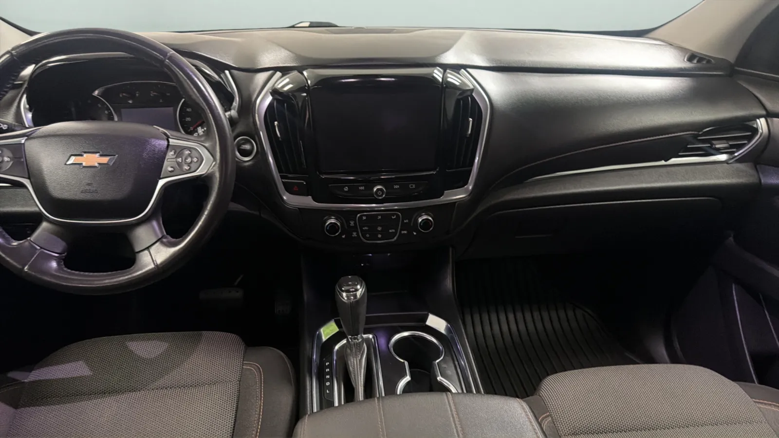 Chevrolet Traverse photo 16
