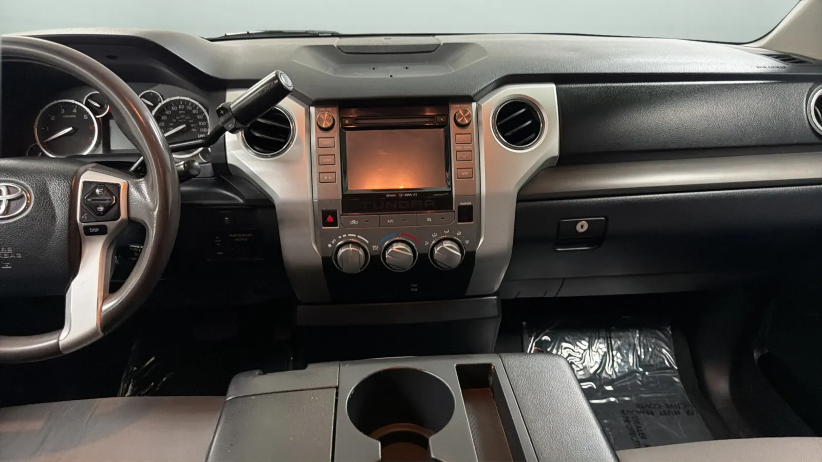 Toyota Tundra photo 15