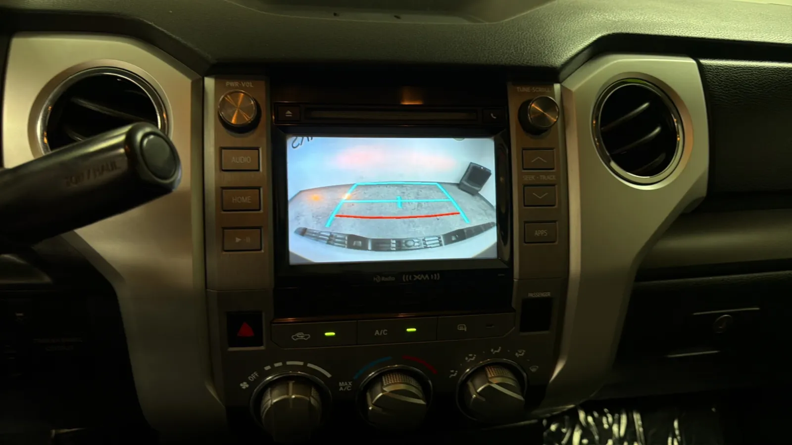 Toyota Tundra photo 14