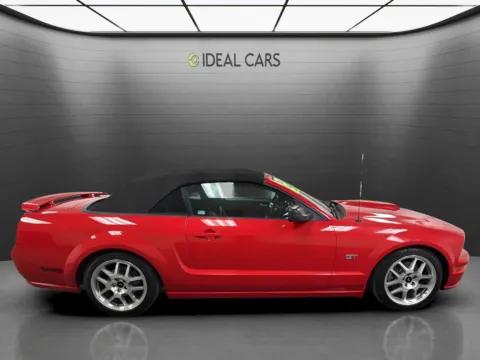 More photos of 2005 Ford Mustang GT Deluxe at Ideal Cars - East Mesa (Hill), AZ