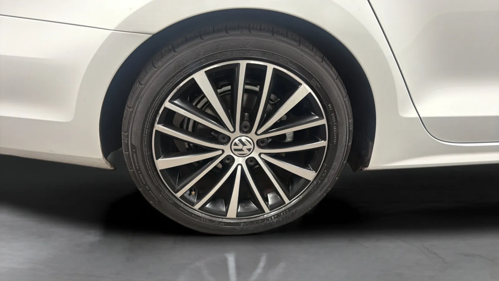 Volkswagen Jetta photo 26