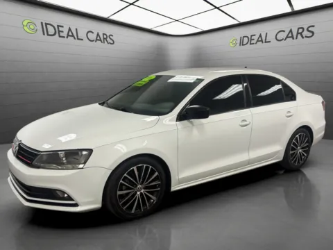 White 2016 Volkswagen Jetta 1.8T Sport for sale in Mesa, AZ