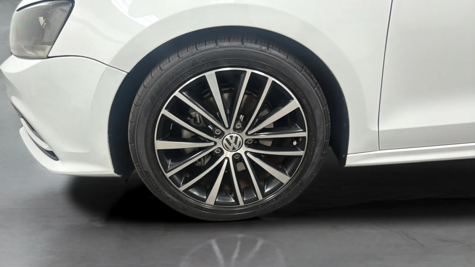 Volkswagen Jetta photo 28