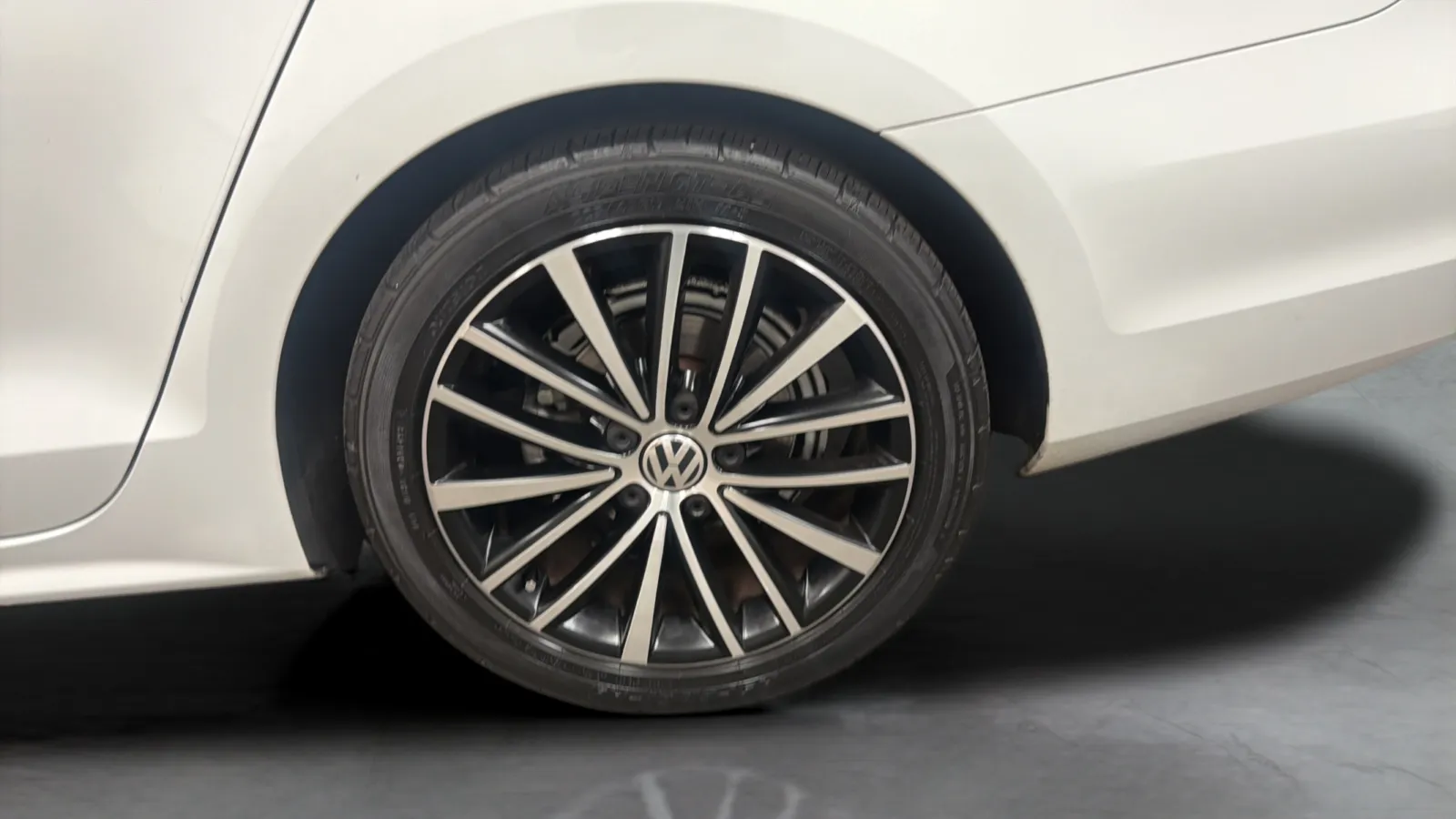 Volkswagen Jetta photo 27