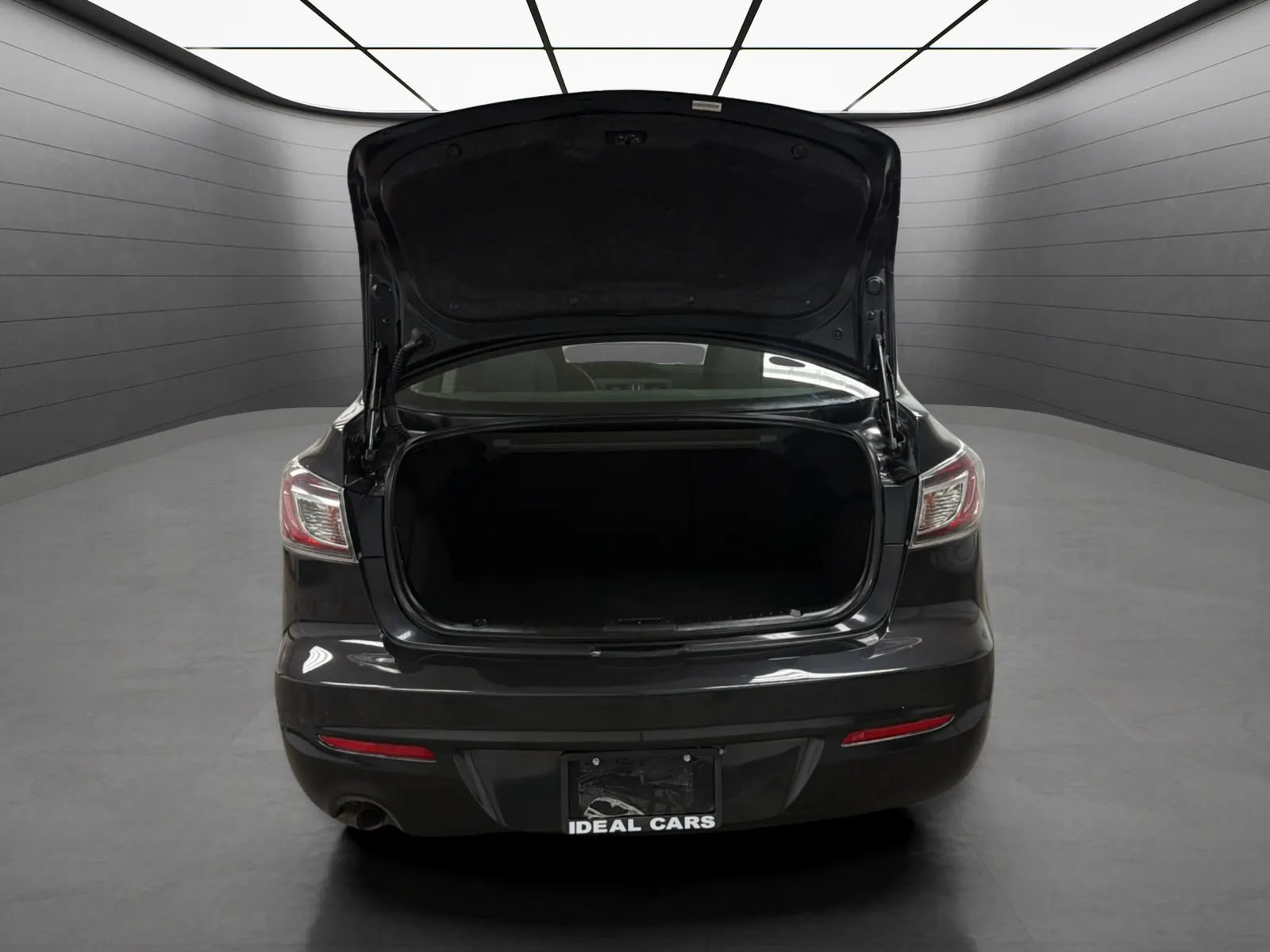 Mazda Mazda3 photo 18