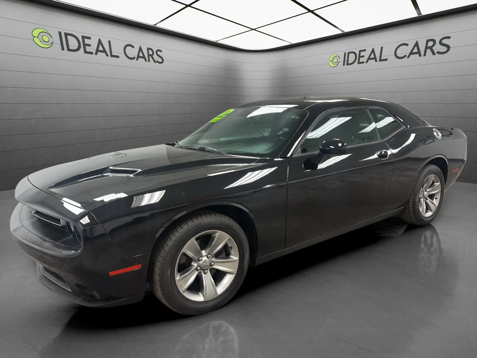 Black 2016 Dodge Challenger SXT for sale in Mesa, AZ