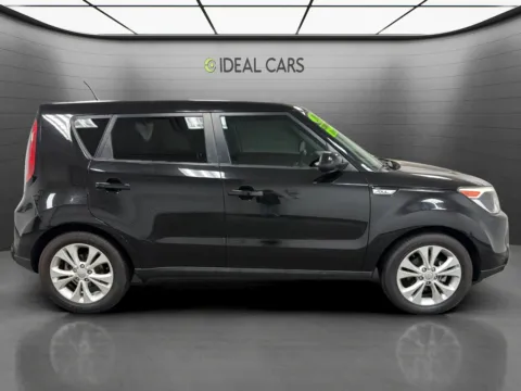More photos of 2016 Kia Soul + at Ideal Cars - East Mesa (Hill), AZ