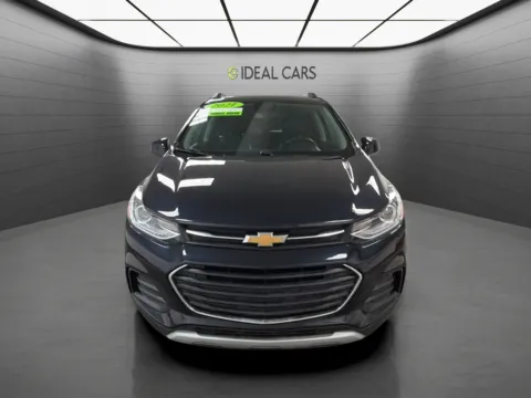 Photos of 2021 Chevrolet Trax LT for sale in Mesa, AZ at Ideal Cars - East Mesa (Hill)