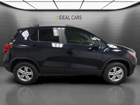 More photos of 2021 Chevrolet Trax LT at Ideal Cars - East Mesa (Hill), AZ