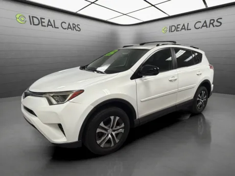 White 2016 Toyota RAV4 LE for sale in Mesa, AZ