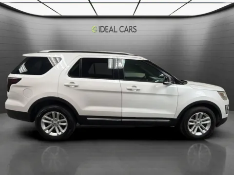 More photos of 2017 Ford Explorer XLT at Ideal Cars - East Mesa (Hill), AZ