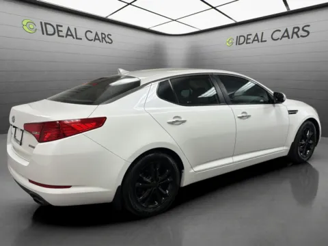 More photos of 2011 Kia Optima EX at Ideal Cars - East Mesa (Hill), AZ