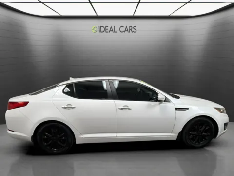 More photos of 2011 Kia Optima EX at Ideal Cars - East Mesa (Hill), AZ