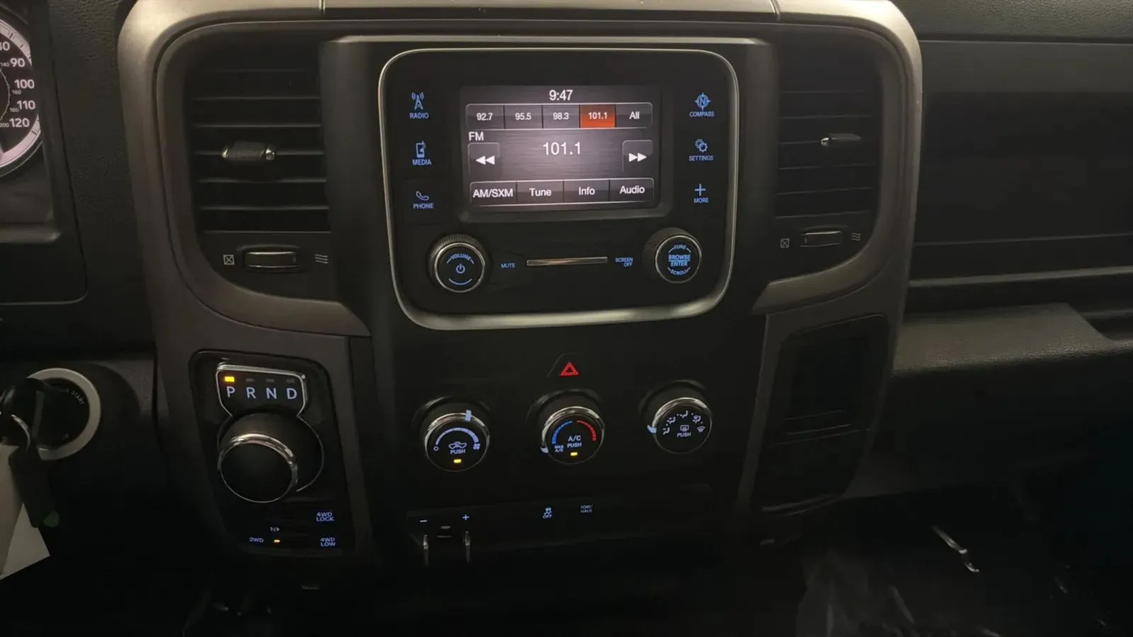 2022 RAM Ram 1500 Classic Tradesman - Photo 12
