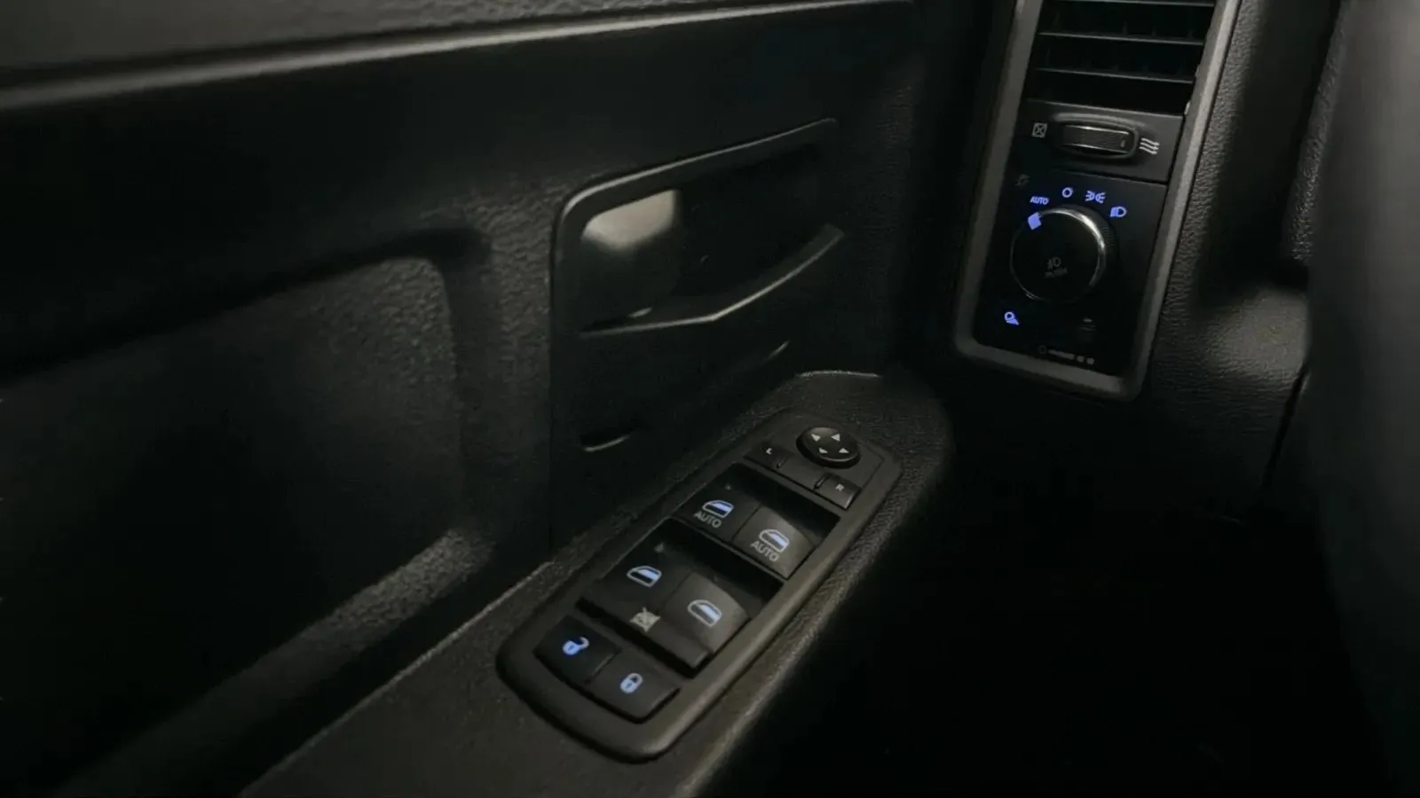 2022 RAM Ram 1500 Classic Tradesman - Photo 15