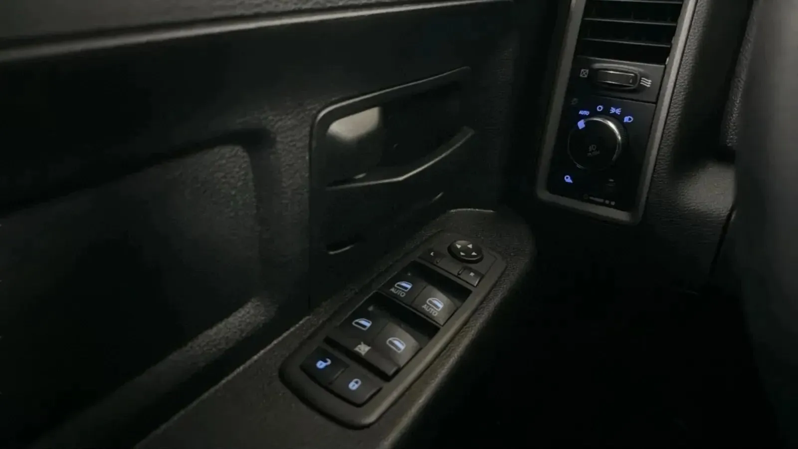 2022 RAM Ram 1500 Classic Tradesman - Photo 15