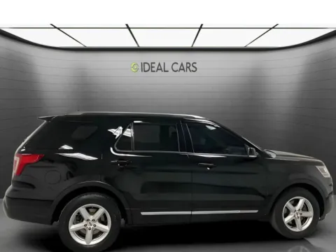 More photos of 2018 Ford Explorer XLT at Ideal Cars - Apache Junction, AZ