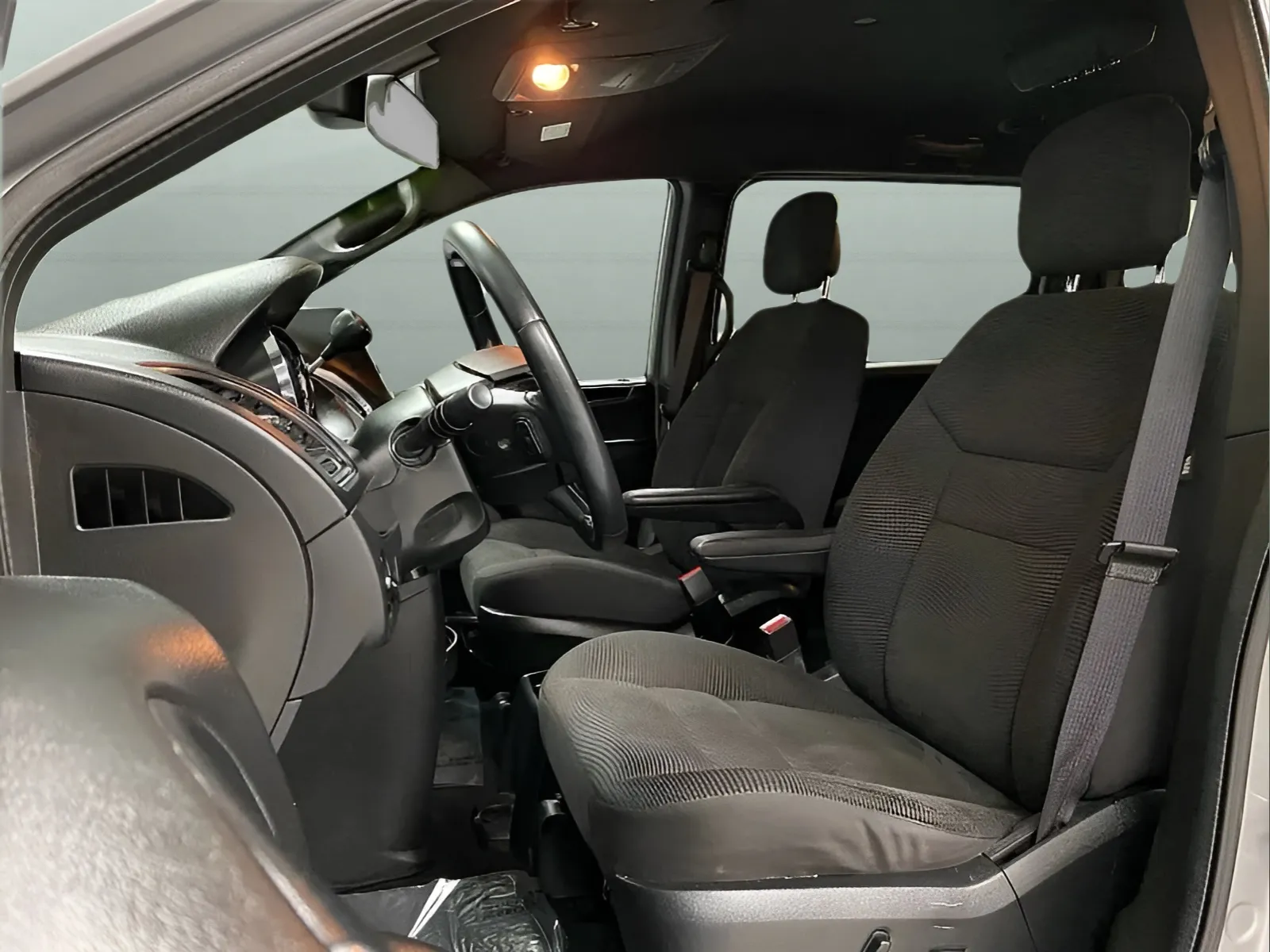2020 Dodge Grand Caravan SE Plus - Photo 10