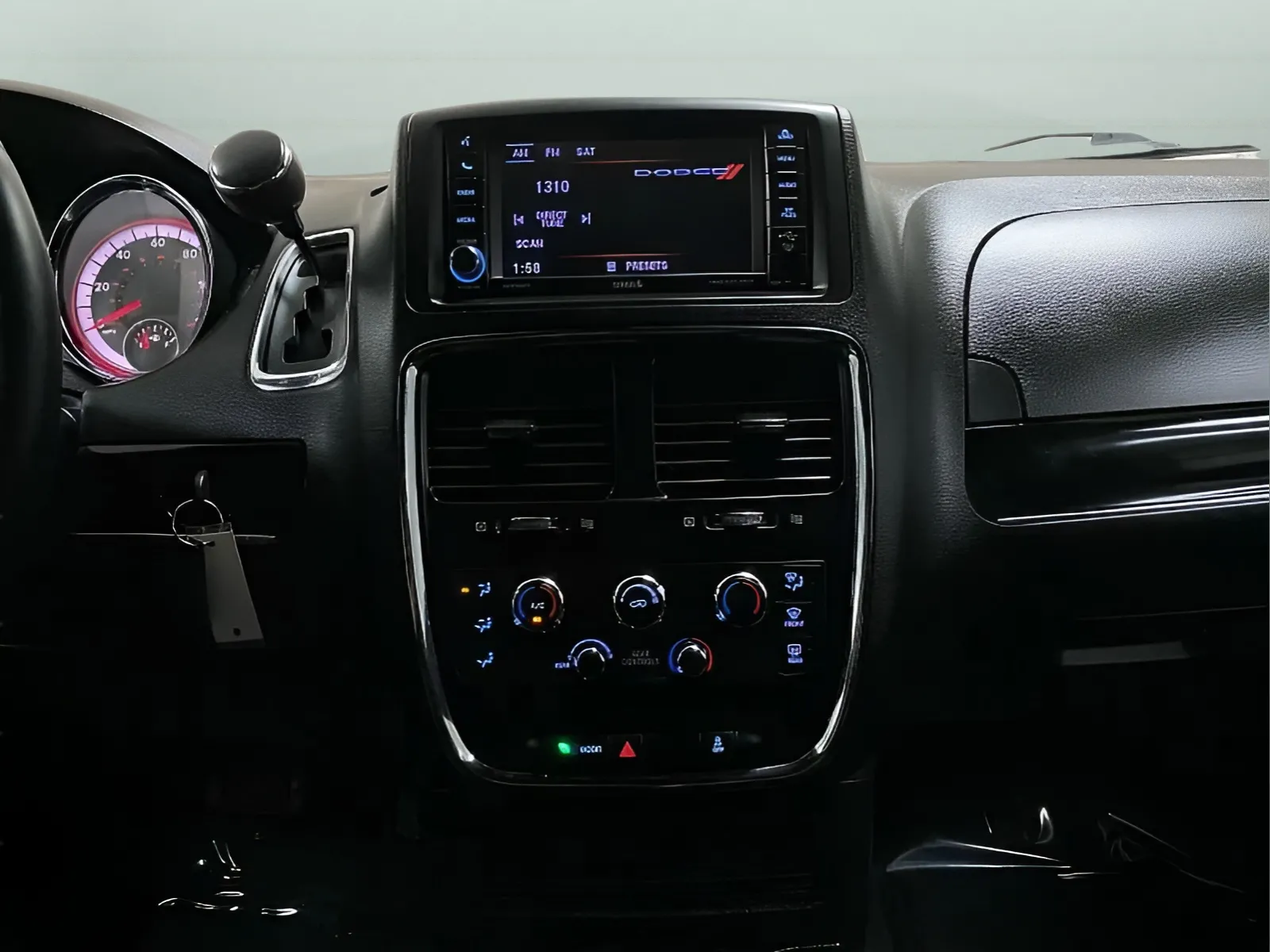 2020 Dodge Grand Caravan SE Plus - Photo 19