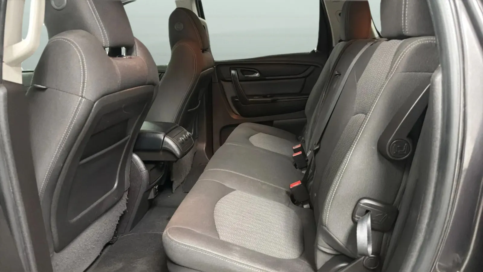 2016 Chevrolet Traverse 1LT - Photo 25