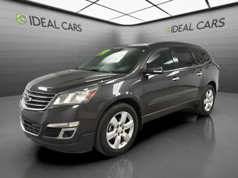 Gray 2016 Chevrolet Traverse LT for sale in Apache Junction, AZ