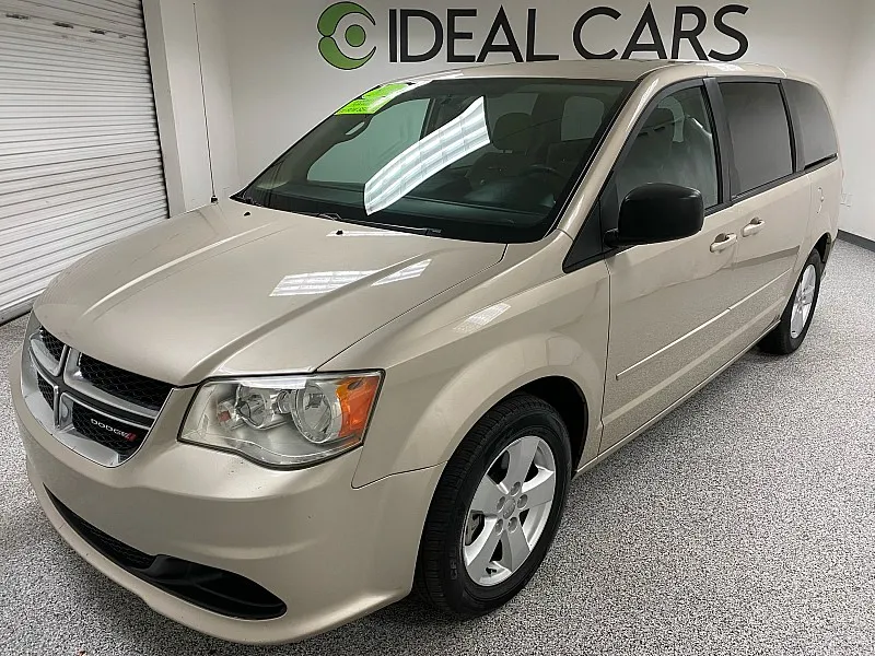 Gold 2014 Dodge Grand Caravan SE for sale in Apache Junction, AZ