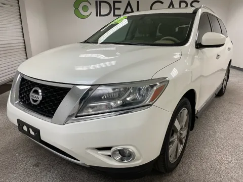 White 2015 Nissan Pathfinder Platinum for sale in Apache Junction, AZ