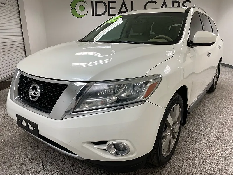 White 2015 Nissan Pathfinder Platinum for sale in Apache Junction, AZ