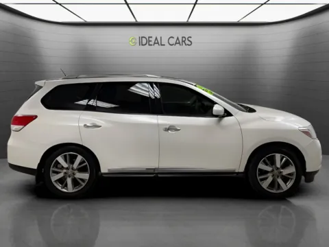 More photos of 2015 Nissan Pathfinder Platinum at Ideal Cars - Apache Junction, AZ
