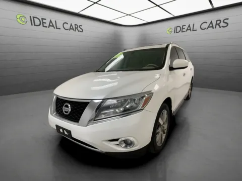 White 2015 Nissan Pathfinder Platinum for sale in Apache Junction, AZ