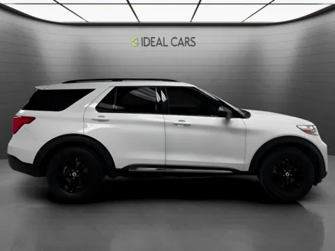 More photos of 2020 Ford Explorer XLT at Ideal Cars - Apache Junction, AZ