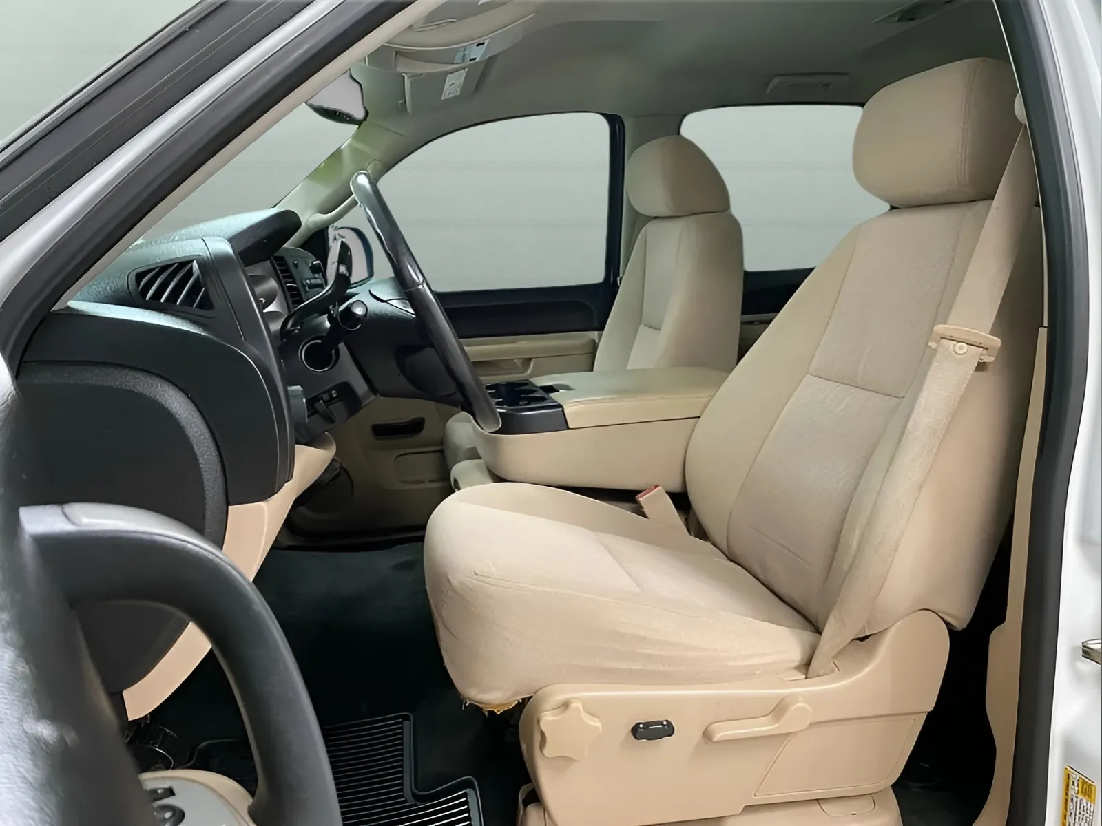 2011 Chevrolet Silverado 1500 LT - Photo 10