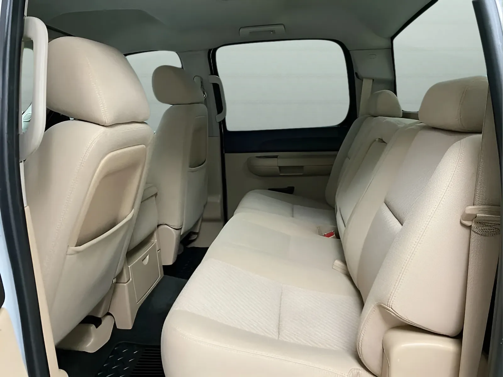 2011 Chevrolet Silverado 1500 LT - Photo 11