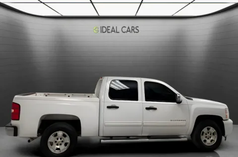 More photos of 2011 Chevrolet Silverado 1500 2WD LT at Ideal Cars - Apache Junction, AZ